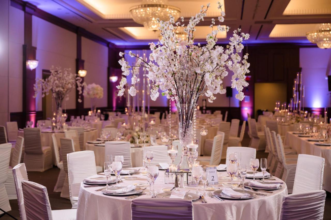 Intercontinental Cleveland By Ihg Hotel Bagian luar foto